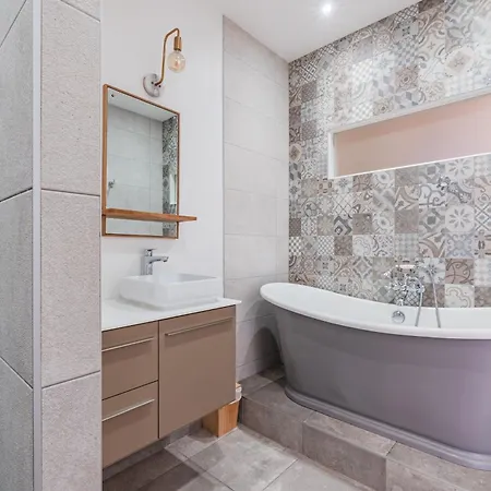 Apartamento L'ecrin Strasbourgeois - T3 Avec Grande Terrasse *